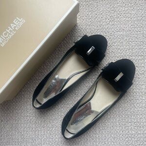 Michael Kors Kiera Velvet Ballet Flats Size 7 Black Silver Front Bow Women EUC